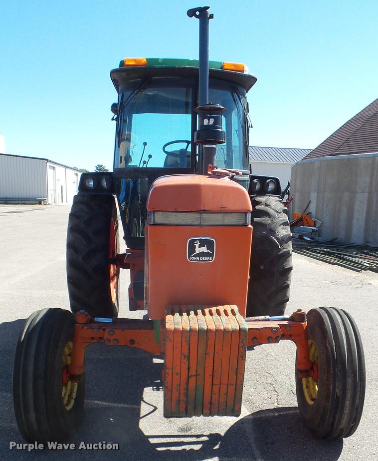 image for item L1637 1986 John Deere 2950 tractor