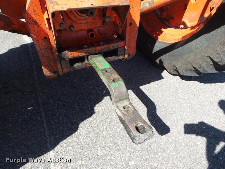 image for item L1637 1986 John Deere 2950 tractor