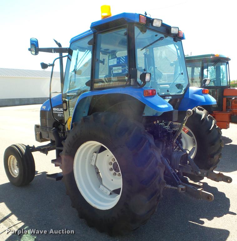 image for item L1638 2001 Ford TS100 tractor