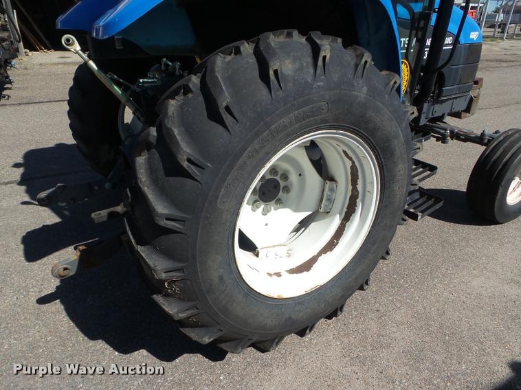 image for item L1638 2001 Ford TS100 tractor