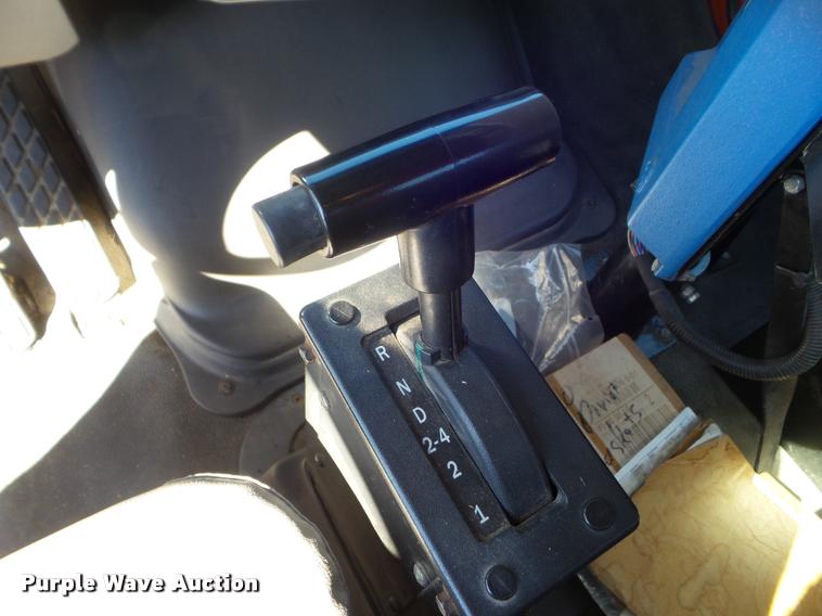 image for item L1642 2000 Sterling L7500 oil distributor truck