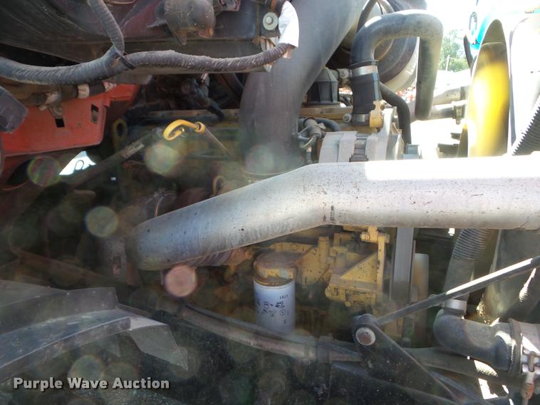 image for item L1642 2000 Sterling L7500 oil distributor truck