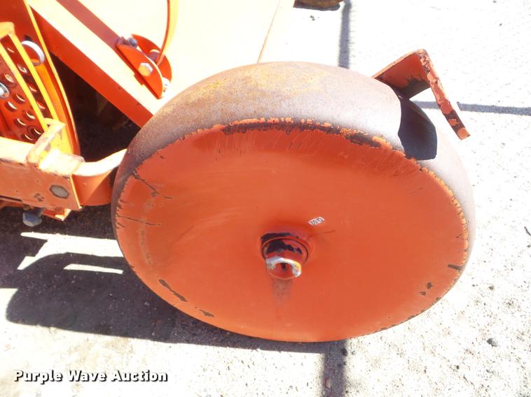 image for item L1656 2002 Howard HR30 rotovator