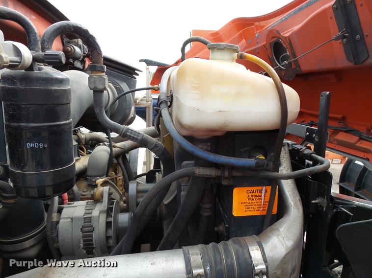 image for item L2658 2001 Sterling L7500 dump truck