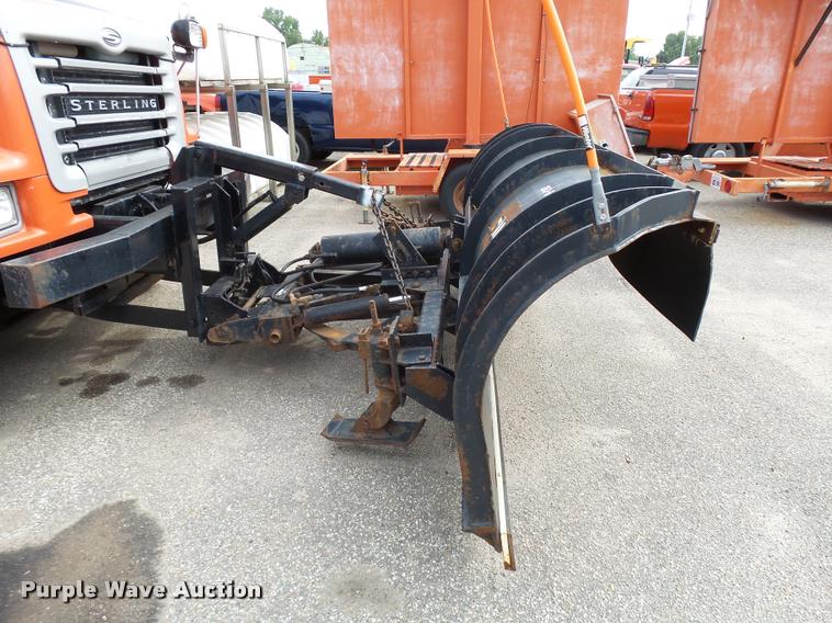 image for item L2658 2001 Sterling L7500 dump truck