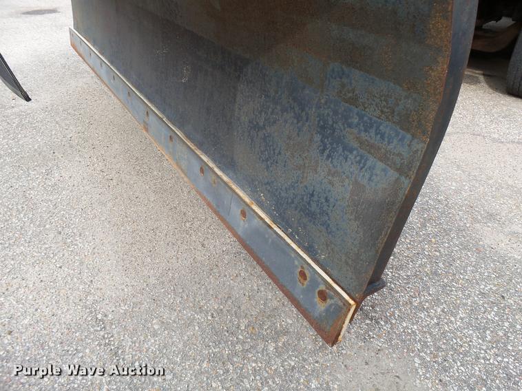 image for item L2658 2001 Sterling L7500 dump truck