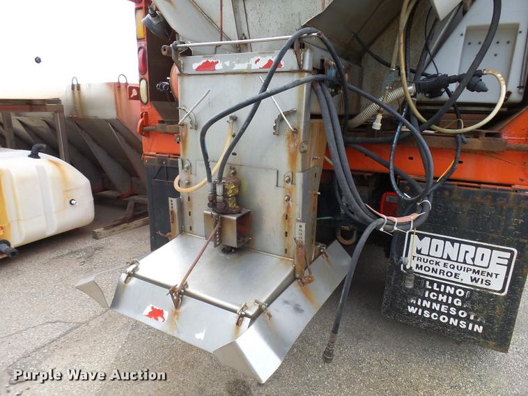 image for item L2658 2001 Sterling L7500 dump truck