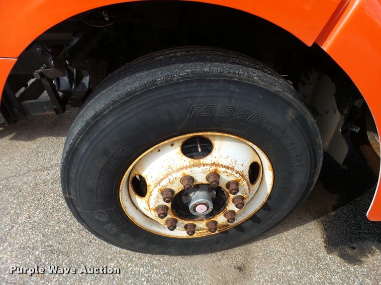 image for item L2658 2001 Sterling L7500 dump truck