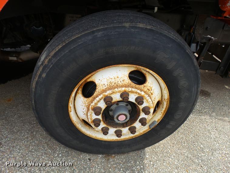 image for item L2658 2001 Sterling L7500 dump truck