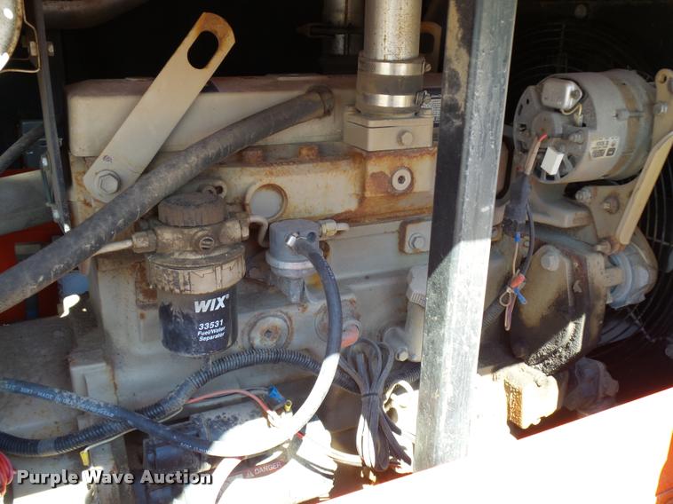 image for item L2659 2001 Sullair D175Q6JD air compressor