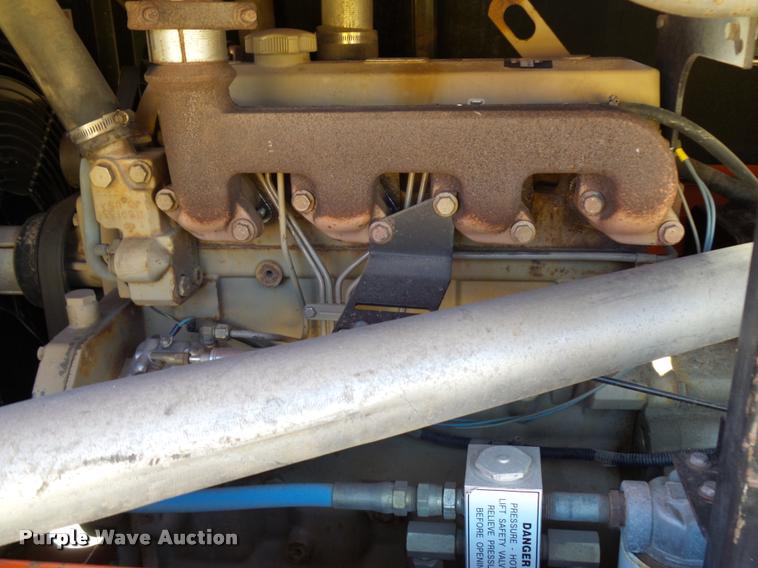 image for item L2659 2001 Sullair D175Q6JD air compressor