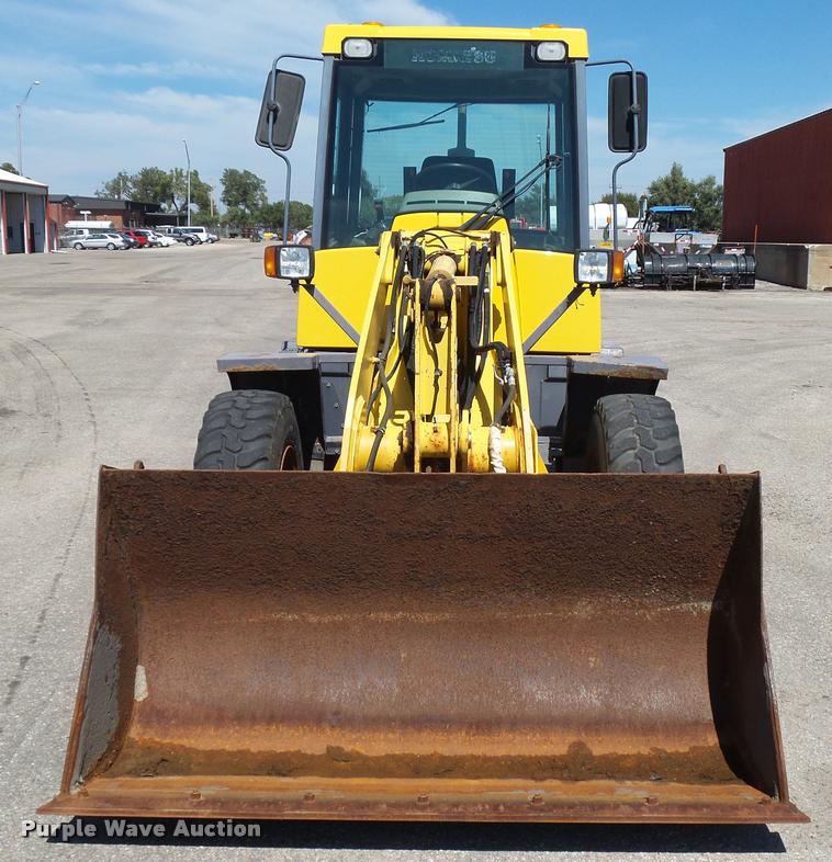image for item L2660 2002 Komatsu WA75-3 wheel loader