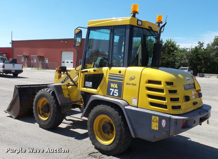image for item L2660 2002 Komatsu WA75-3 wheel loader