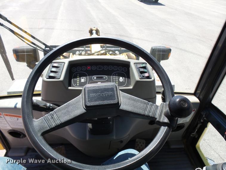 image for item L2660 2002 Komatsu WA75-3 wheel loader