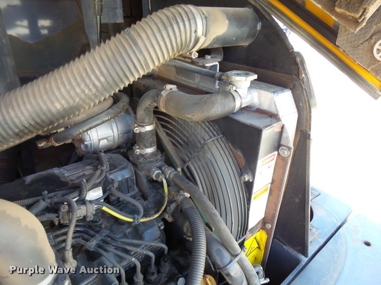 image for item L2660 2002 Komatsu WA75-3 wheel loader