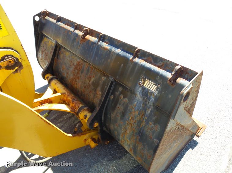 image for item L2660 2002 Komatsu WA75-3 wheel loader