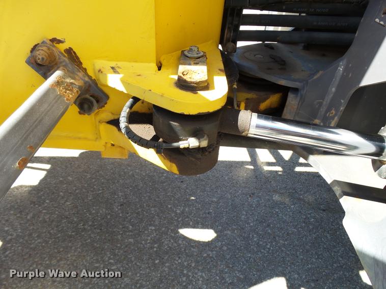 image for item L2660 2002 Komatsu WA75-3 wheel loader