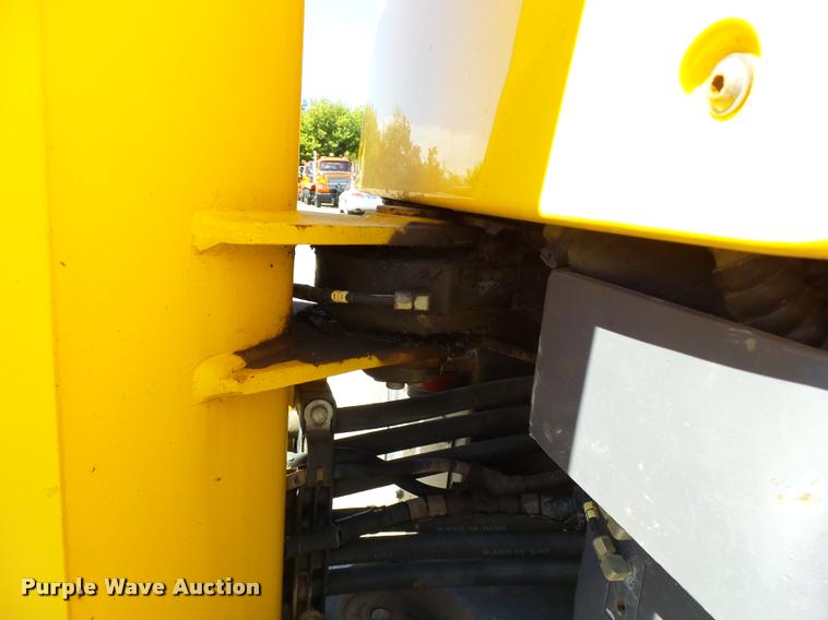 image for item L2660 2002 Komatsu WA75-3 wheel loader
