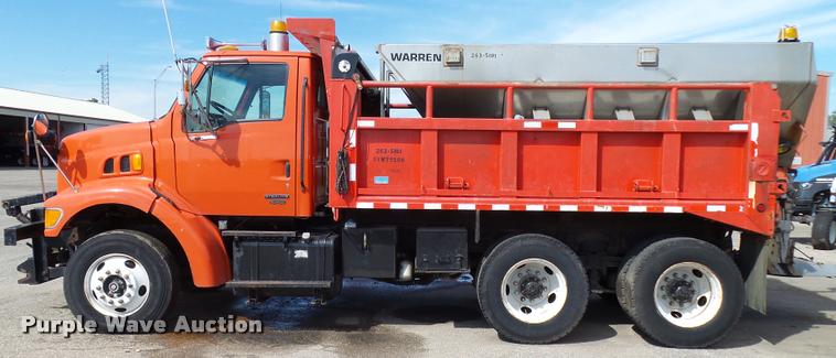 image for item L2662 2001 Sterling L7500 dump truck