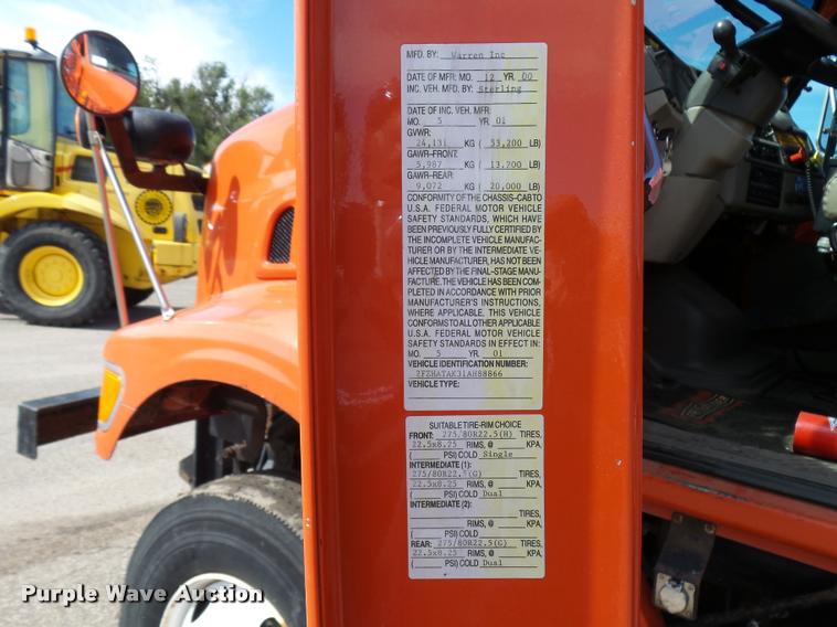 image for item L2662 2001 Sterling L7500 dump truck