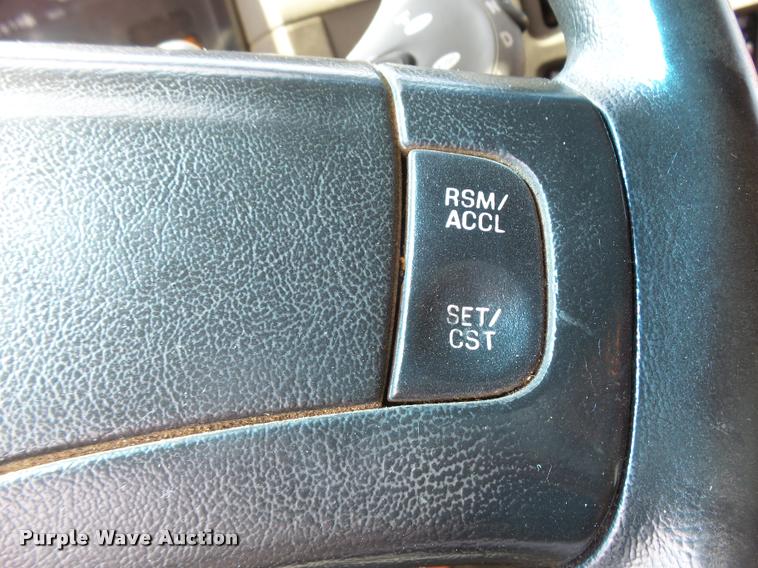 image for item L2662 2001 Sterling L7500 dump truck