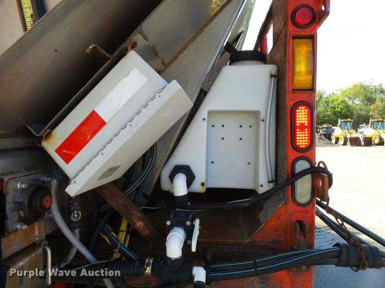 image for item L2662 2001 Sterling L7500 dump truck