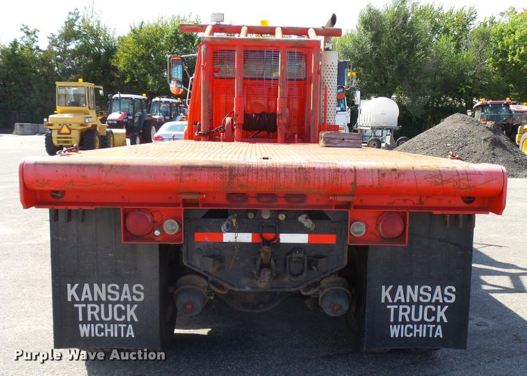 image for item L2663 1996 Ford LNT9000 flatbed truck