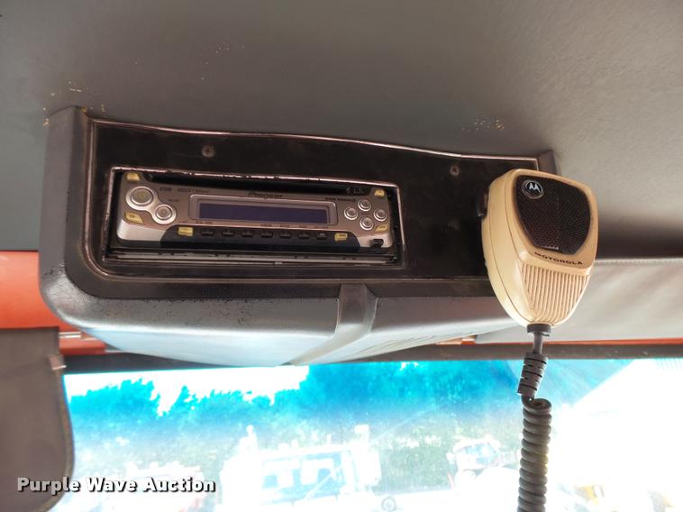 image for item L2663 1996 Ford LNT9000 flatbed truck