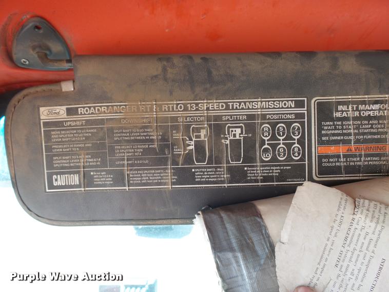 image for item L2663 1996 Ford LNT9000 flatbed truck