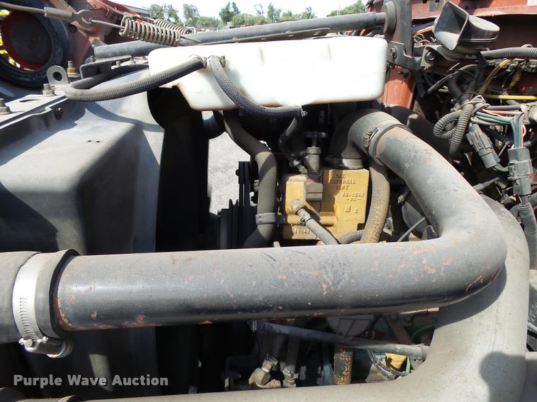 image for item L2663 1996 Ford LNT9000 flatbed truck