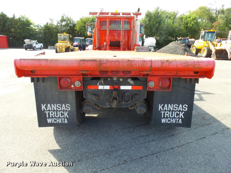 image for item L2663 1996 Ford LNT9000 flatbed truck