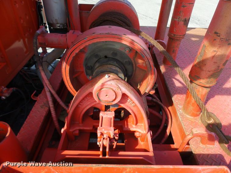 image for item L2663 1996 Ford LNT9000 flatbed truck