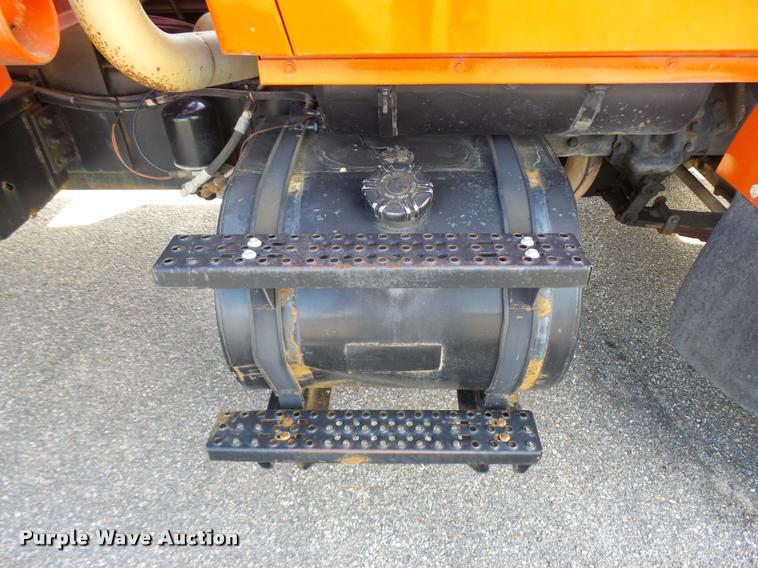 image for item L2663 1996 Ford LNT9000 flatbed truck