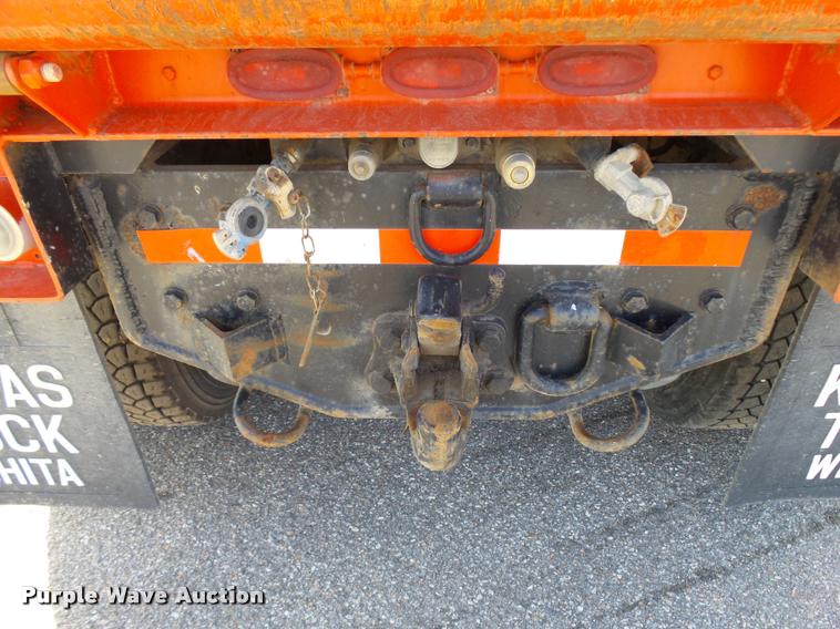 image for item L2663 1996 Ford LNT9000 flatbed truck