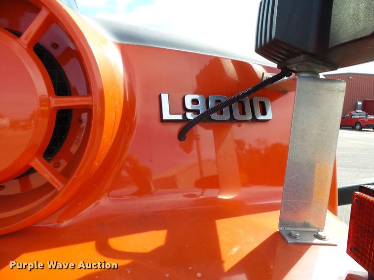 image for item L2663 1996 Ford LNT9000 flatbed truck