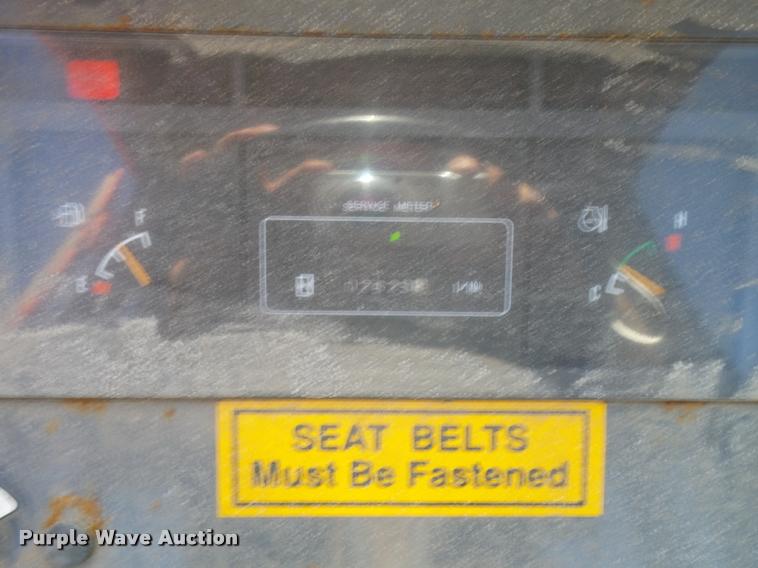 image for item L2664 1998 John Deere 244H wheel loader