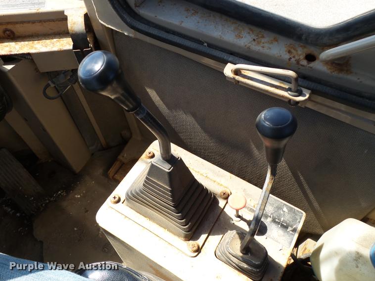 image for item L2664 1998 John Deere 244H wheel loader