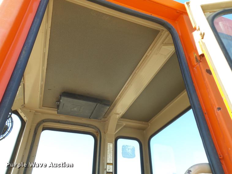 image for item L2664 1998 John Deere 244H wheel loader