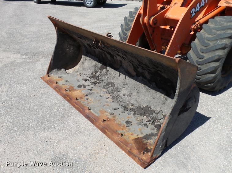 image for item L2664 1998 John Deere 244H wheel loader