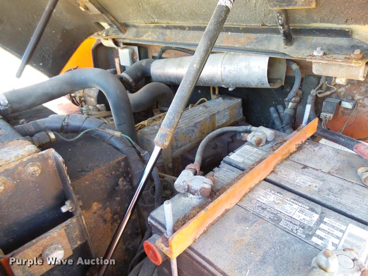 image for item L2664 1998 John Deere 244H wheel loader