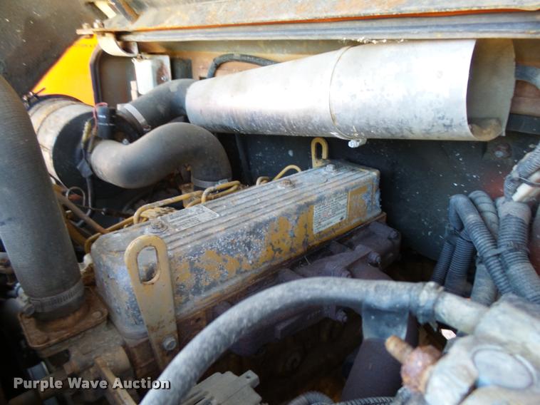 image for item L2664 1998 John Deere 244H wheel loader