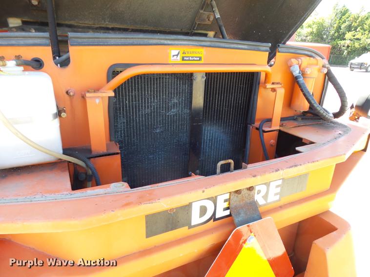 image for item L2664 1998 John Deere 244H wheel loader