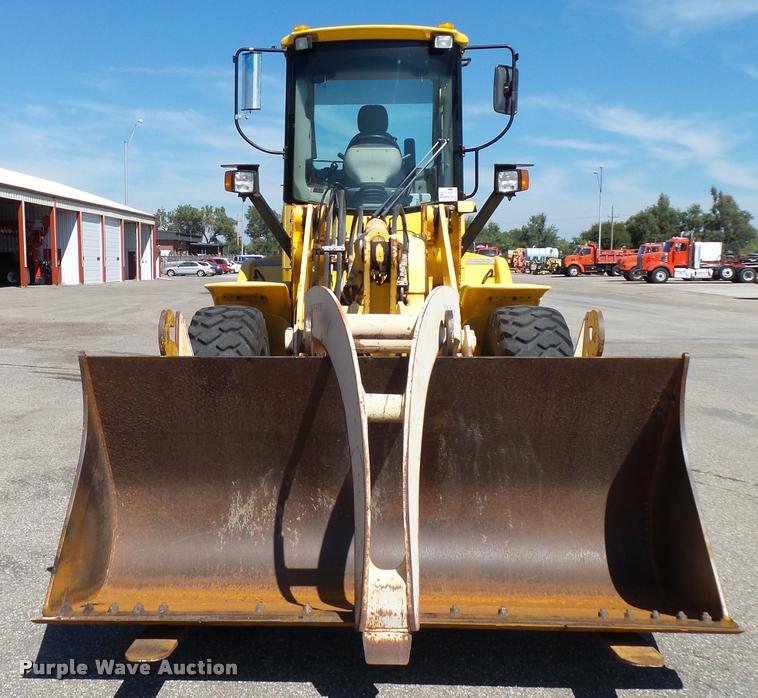 image for item L2665 2004 New Holland LW110B wheel loader