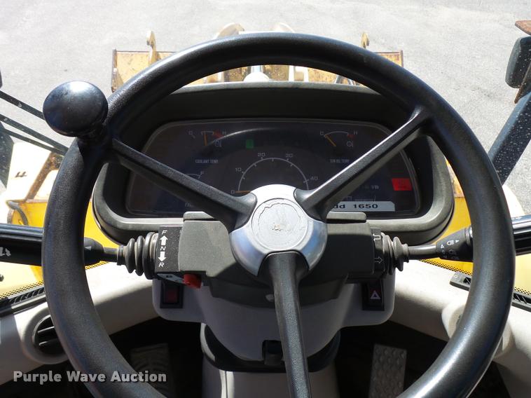 image for item L2665 2004 New Holland LW110B wheel loader