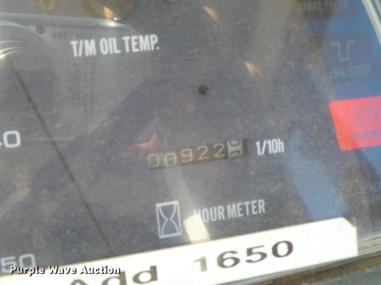 image for item L2665 2004 New Holland LW110B wheel loader