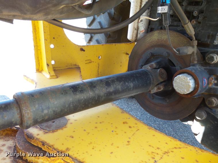 image for item L2665 2004 New Holland LW110B wheel loader