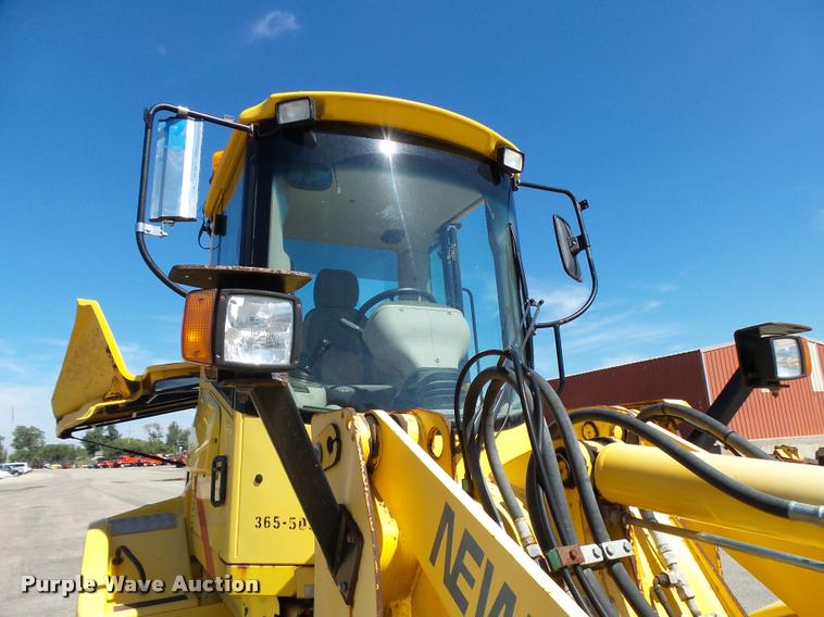 image for item L2665 2004 New Holland LW110B wheel loader