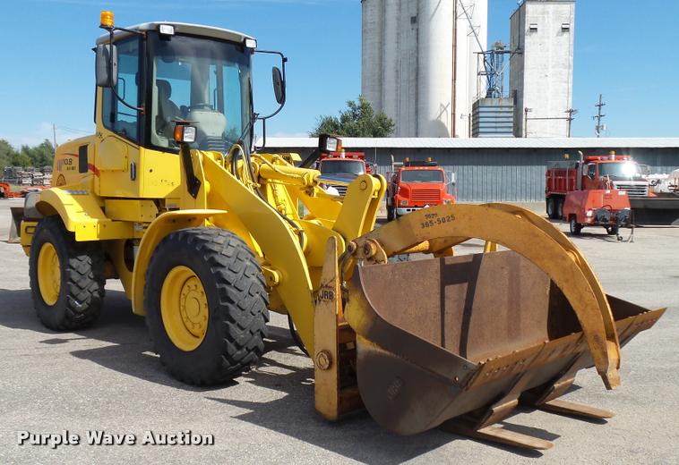 image for item L2666 2004 New Holland LW110B wheel loader