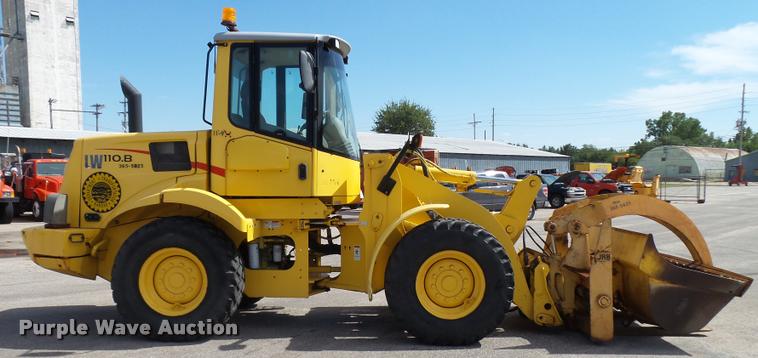 image for item L2666 2004 New Holland LW110B wheel loader