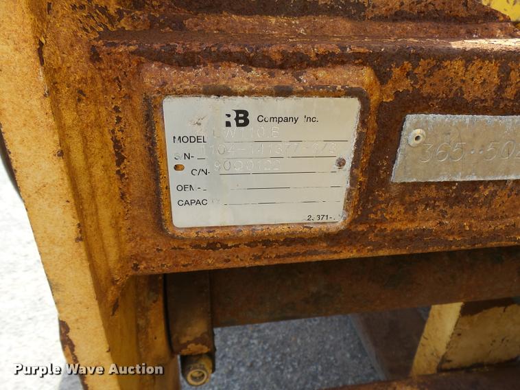 image for item L2666 2004 New Holland LW110B wheel loader